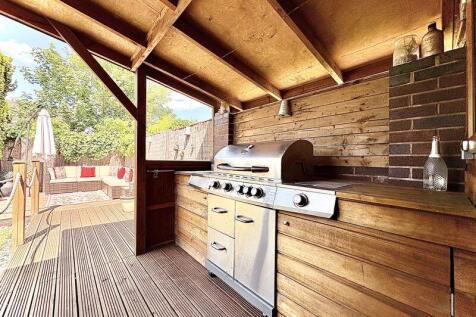 BBQ AREA