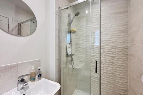 Bedroom 1 En Suite