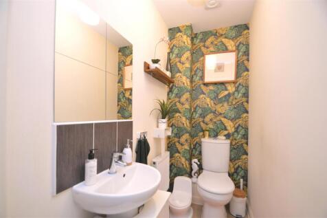 Cloakroom wc