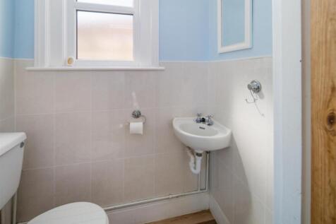 Cloakroom wc