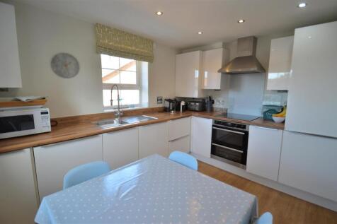 Kitchen 2nd angle.JPG