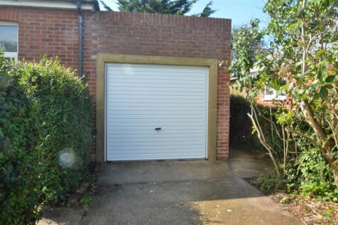 Garage.JPG