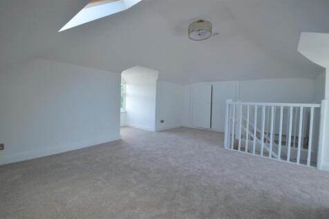 Loft Room .JPG