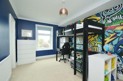 resizedBed2.jpg