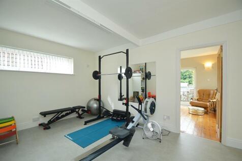 resizedGym.jpg