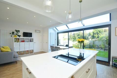 resizedKitchen3.jpg