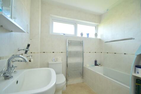 resizedBathroom.jpg