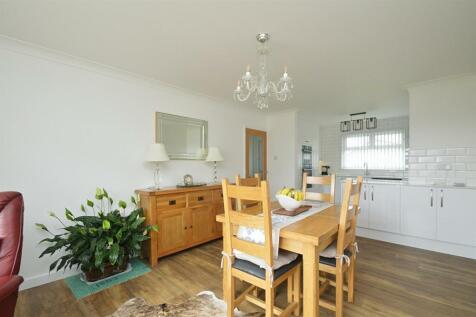 resizedDiningArea3.jpg