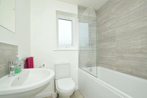 resizedBathroom.jpg