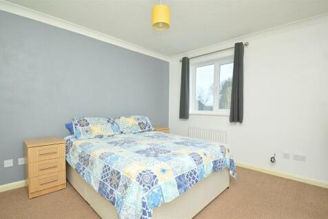 resizedBed1a.jpg