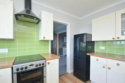 resizedKitchen1.jpg