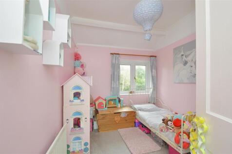 Bed4.jpg