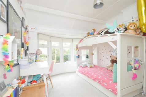 Bed3a.jpg