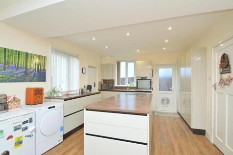 resizedKitchen3.jpg