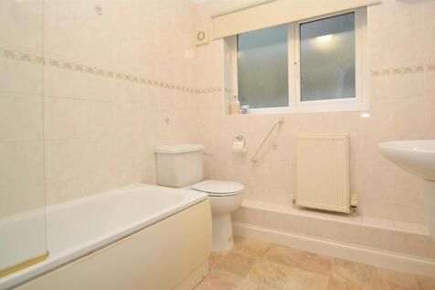 resizedBathroom.jpg