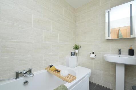 resizedBathroom1.jpg