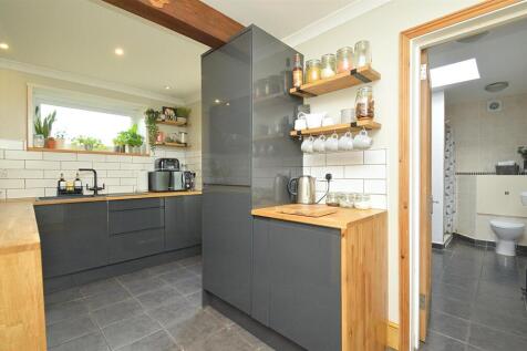 resizedKitchen4.jpg