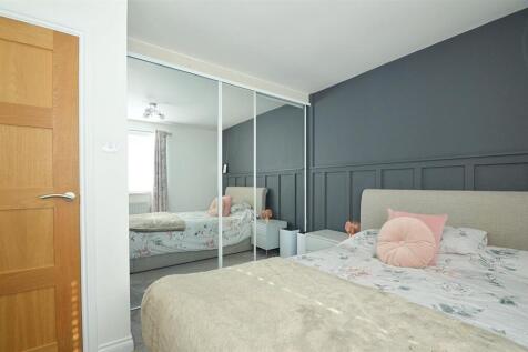 resizedBed1b.jpg