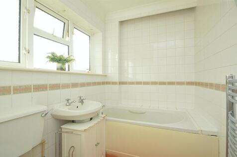 resizedBathroom2.jpg