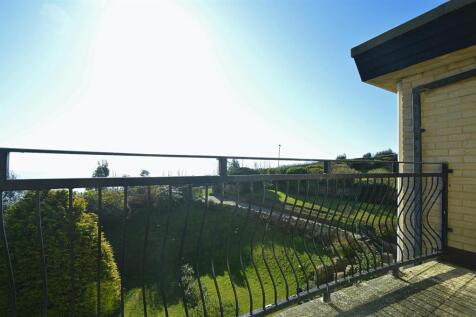 resizedBalcony2.jpg
