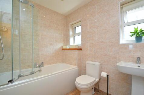 resizedBathroom.jpg