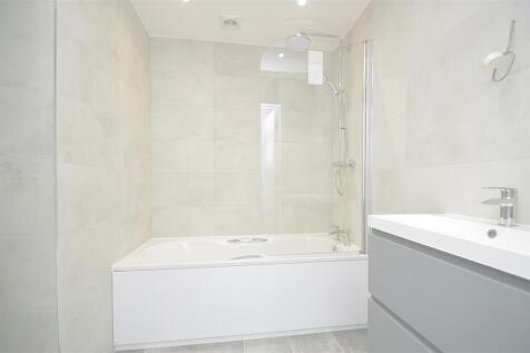 6Bath.jpg