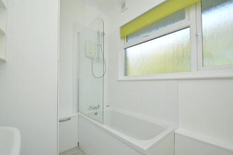resizedBathroom.jpg