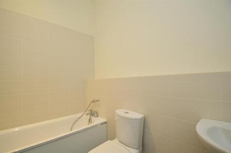resizedBathroom.jpg