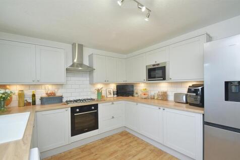 resizedKitchen2.jpg