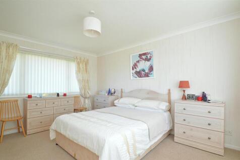 resizedBed1a.jpg