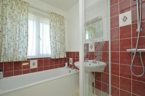 resizedBathroom.jpg