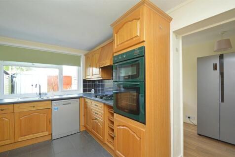 resizedKitchen2.jpg