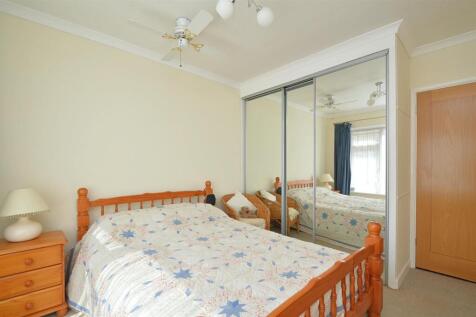 resizedBed3b.jpg