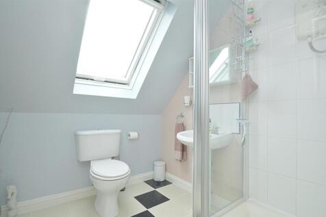resizedEnSuite2.jpg