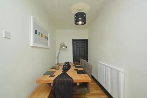 resizedDiningArea.jpg