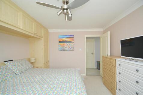 resizedBed1c.jpg