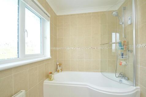 resizedBathroom.jpg
