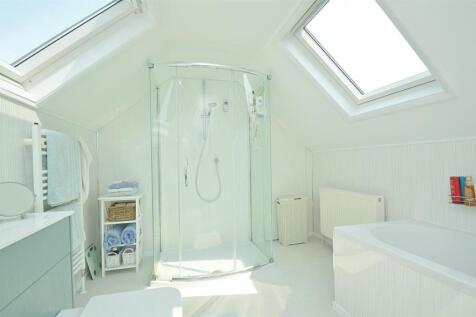 resizedEnSuite.jpg