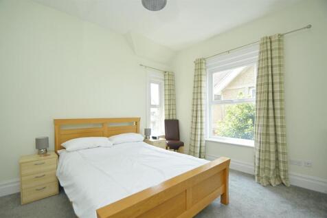 resizedBed1c.jpg
