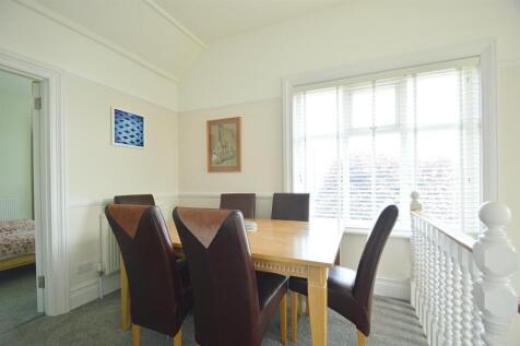 resizedDiningArea3.jpg