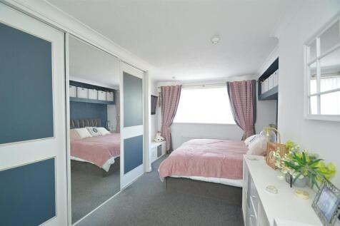 resizedBed1a.jpg