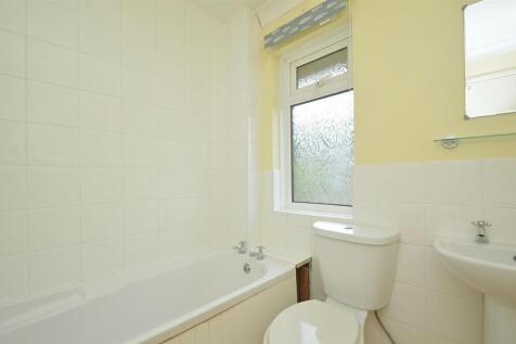 resizedBathroom.jpg