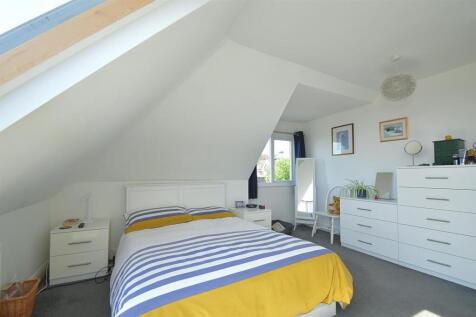 resizedBed5b.jpg