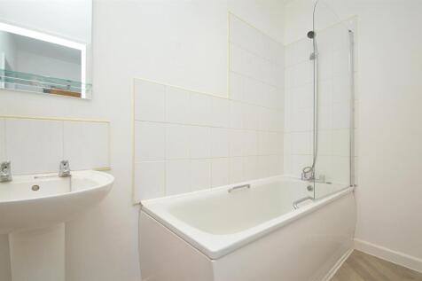 resizedBathroom.jpg