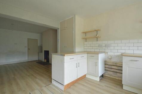 resizedKitchenDiner2.jpg