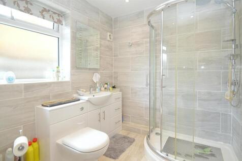 resizedBathroom1.jpg