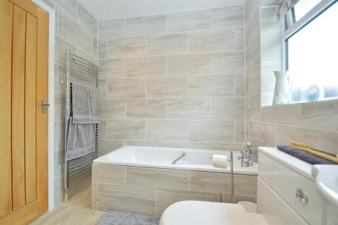 resizedBathroom2.jpg
