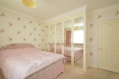 resizedBed1b.jpg