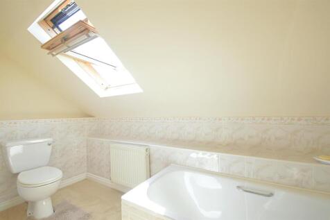 resizedEnSuite.jpg
