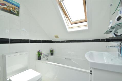 resizedEnSuite.jpg